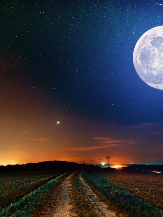 La Luna Piena delle Fragole del 22 giugno 2024